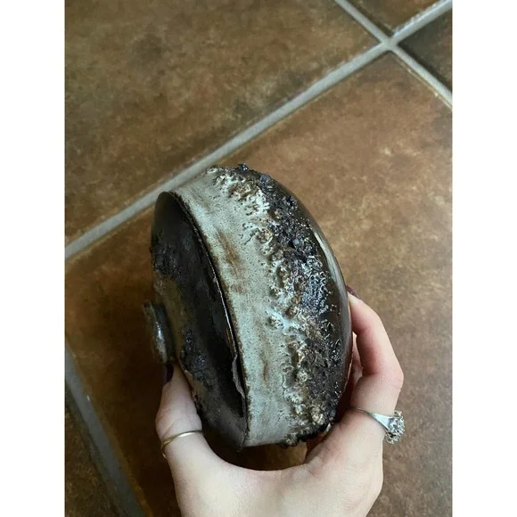 Vintage Volcanic Jewelry Box purchased in Hawaii - Picture 3 of 7